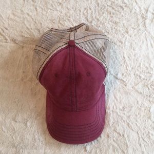 Burgundy two tone baseball cap